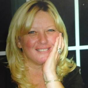 Meet your Posher, Connie